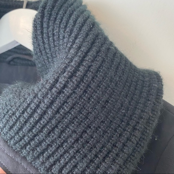 Jones New York Black Jacket with Snaps and Large Sweater Collar - Picture 3 of 13